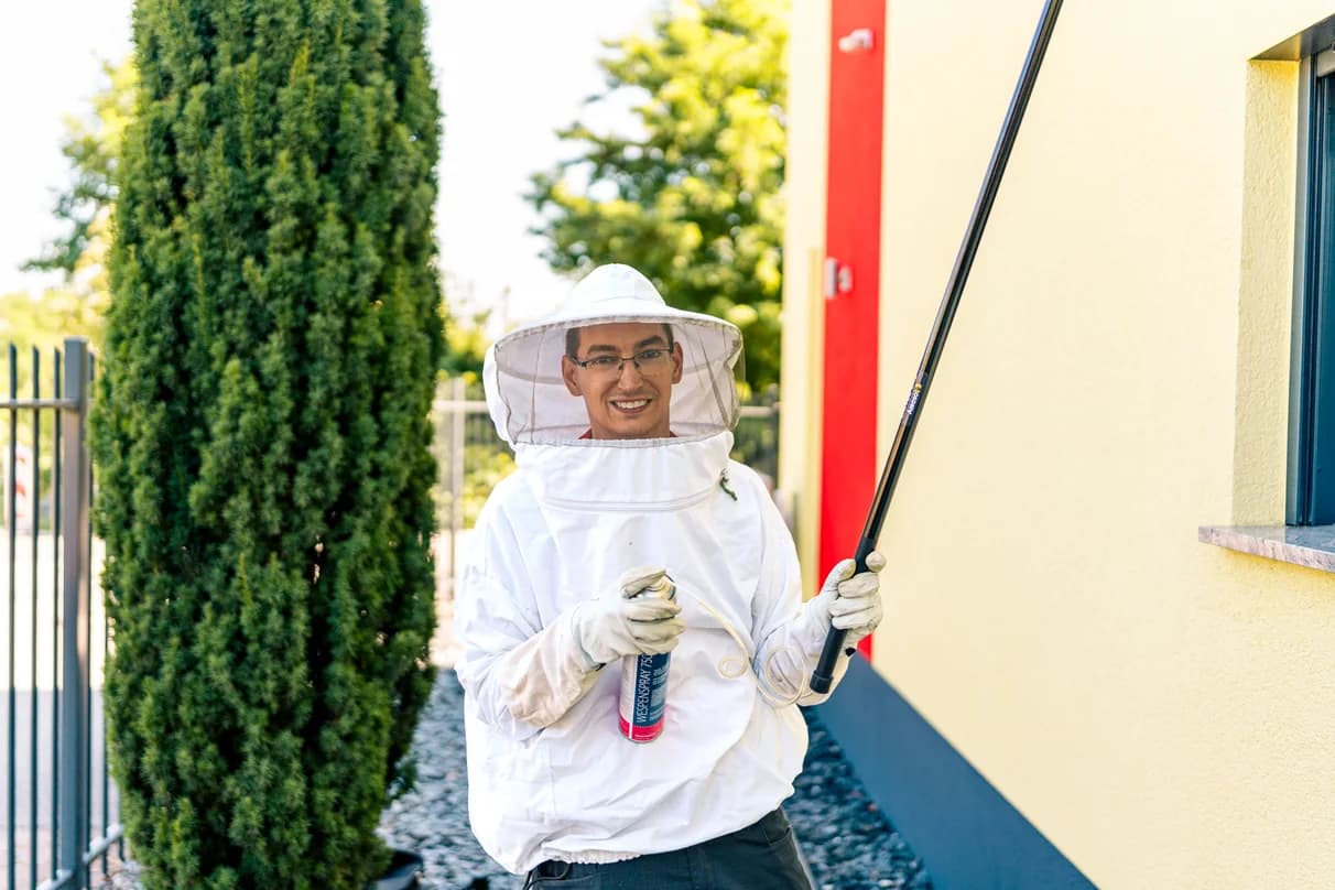 Mitarbeiter der Matuszak Hygiene bei einer Kontrolle vor Ort